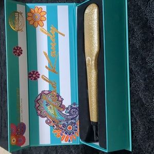 Head Kandy Brush Straightener